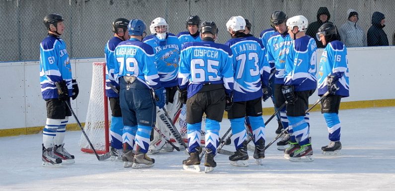 ХК «Дружба» поступився білопільчанам у першому матчі чвертьфіналу чемпіонату області з хокею