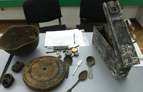 До Сумського краєзнавчого музею передали артефакти Другої світової війни, які були знайдені на Ямпільщині