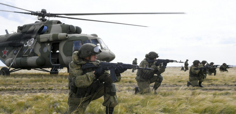 Росія для посилення охорони кордону залучає підрозділи повітряно-десантних військ