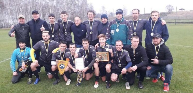 Дружбівські футболісти срібні призери чемпіонату області