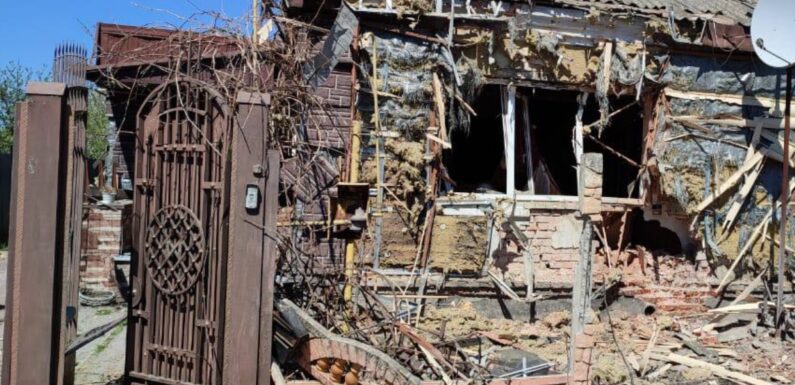 Росіяни обстріляли будинки та школу в Середино-Буді, – ОК «Північ»