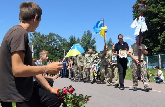 🔴 📺 «Віддав життя за Україну»: Орлівка оплакує свого героя