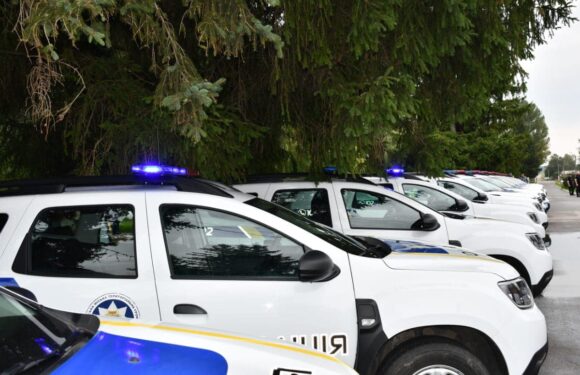 🔴 Офіцери громади зі Свеси отримали службовий автомобіль