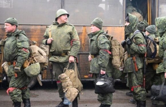 Росія починає стягувати мобілізованих до Сумського напрямку, але не безпосередньо у прикордонну зону, – командувач Об’єднаних сил ЗСУ
