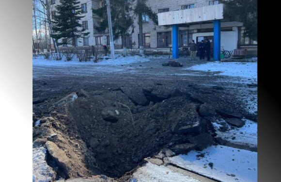 Російські війська завдали ракетного удару по Зноб-Новгородському: одна людина загинула